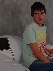 Marian is showing an uncut erected cock, Added: 2012-08-14 by Sexy Twinks