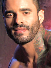 Solo - Alexsander Freitas, Added: 2012-08-17 by Hairy Boyz