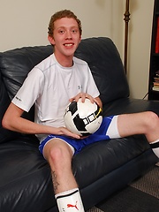 Sexy Alex Grey rubs one out after soccer practice., Added: 2014-03-24 by East Boys