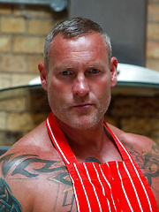 Big T shows his mature uncut dick, Added: 2015-09-11 by Butch Dixon