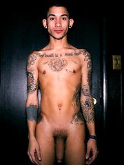 Jae Roze shows his big uncut boner, Added: 2016-01-31 by Boys Halfway House