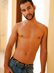 Lorenzo, Added: 2016-11-16 by LucasKazan