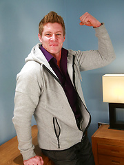 Muscular & Tall Straight Body Guard Eddie Shows us his Big Uncut Weapon!, Added: 2017-03-25 by English Lads